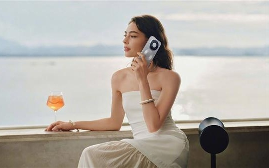 终于不用抢了！华为Mate 80 Pro开放购买：麒麟9030 Pro管够