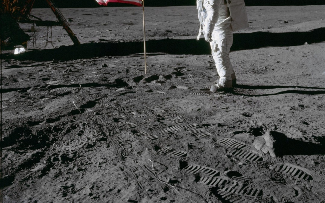 中国载人登月进展--中美这次谁先载人登月仍然不好说