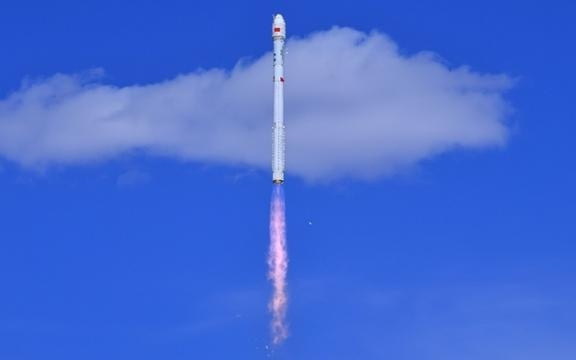 手机没信号也能刷视频？朱雀二号干了件大事
