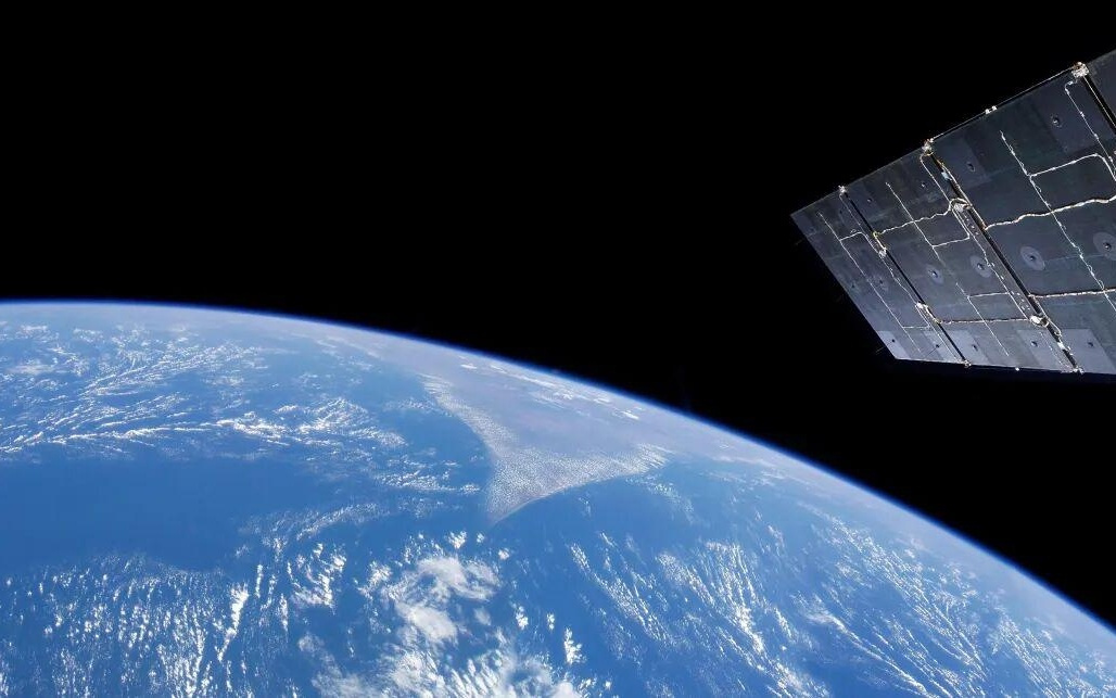 不飞天的日子里,航天员在“洞穴”里练什么