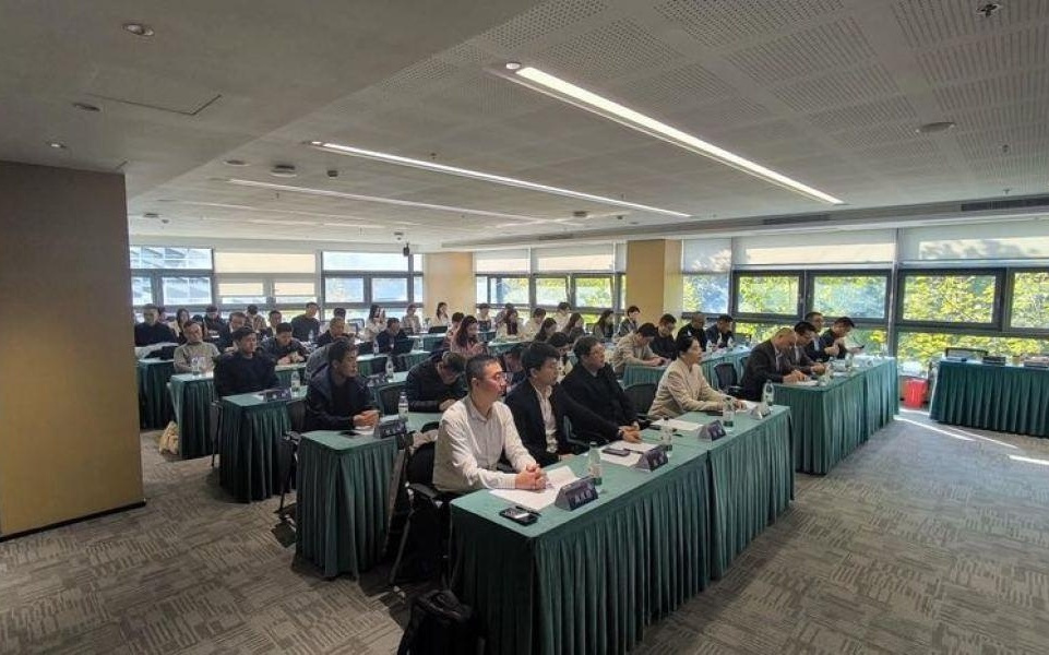 浦东产业智能化创新发展年度活动聚焦“AI”，“智服领航”计划发布