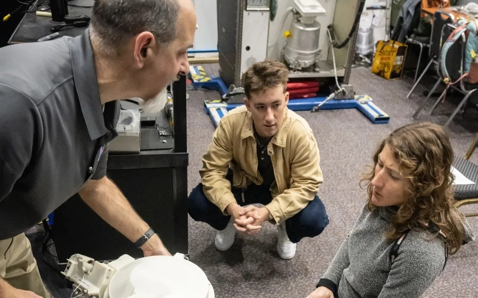 从排尿故障到烧焦味，NASA阿耳忒弥斯2号任务的太空马桶成焦点