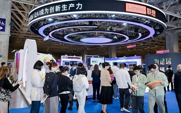 混合式AI成果亮相2025AIE博览会，AI成触手可及的创新生产力