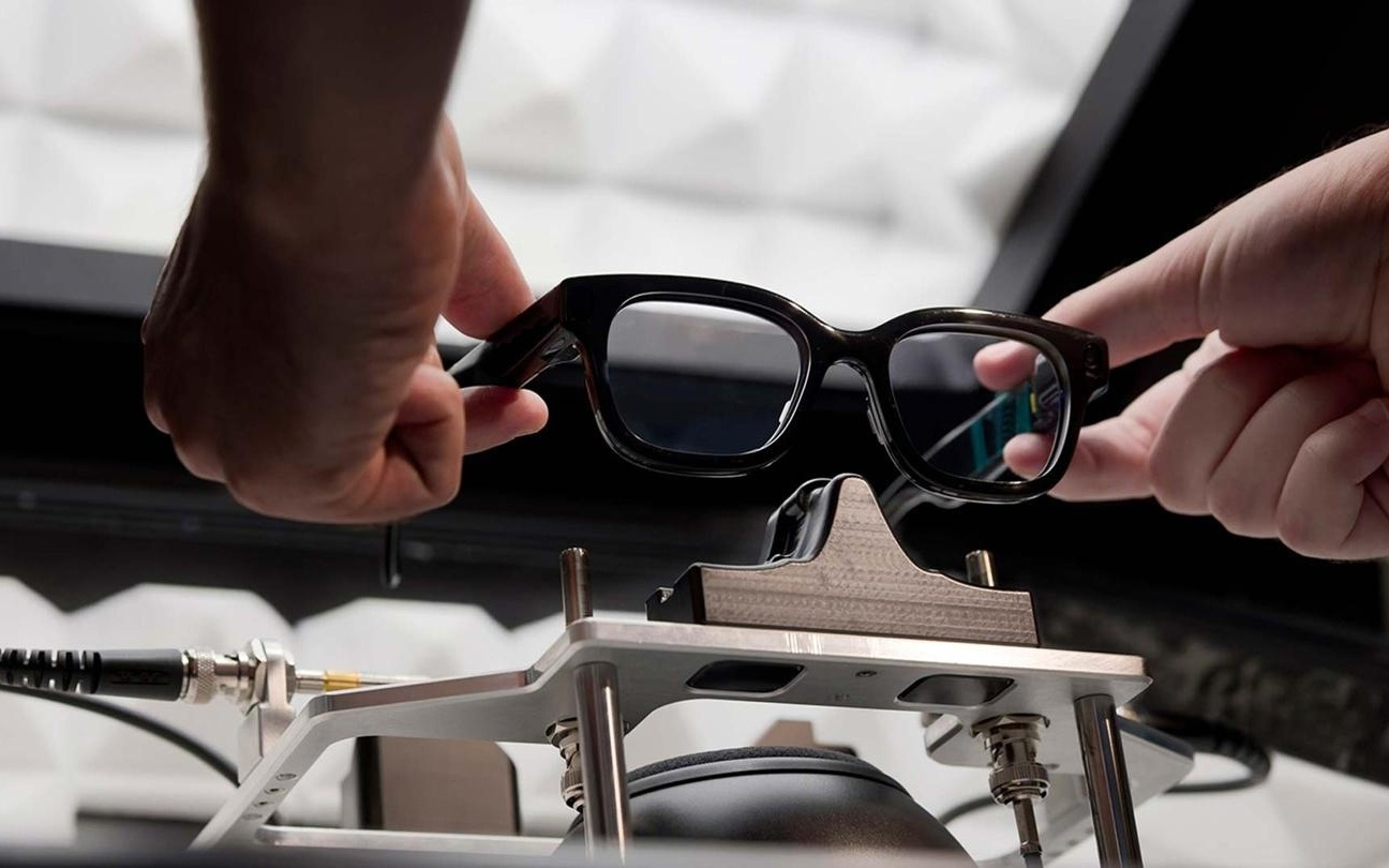 谷歌携Magic Leap亮王牌 XR 眼镜原型,让你在现实世界开“外挂”