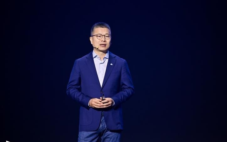 腾讯集团副总裁李强：AI加速全球化竞争从规模扩张转向效率比拼