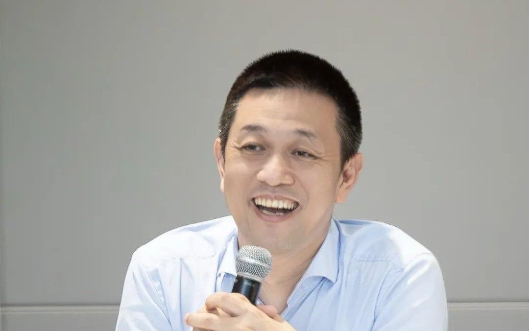李斌带队闯入纯电大车"元年"