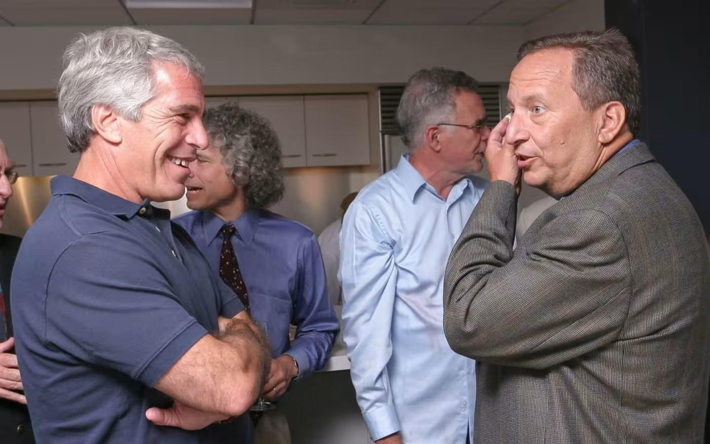 与爱泼斯坦往来被曝光后，萨默斯辞去OpenAI董事会职务