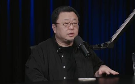 李想落泪感谢王兴，透露家里老婆管钱