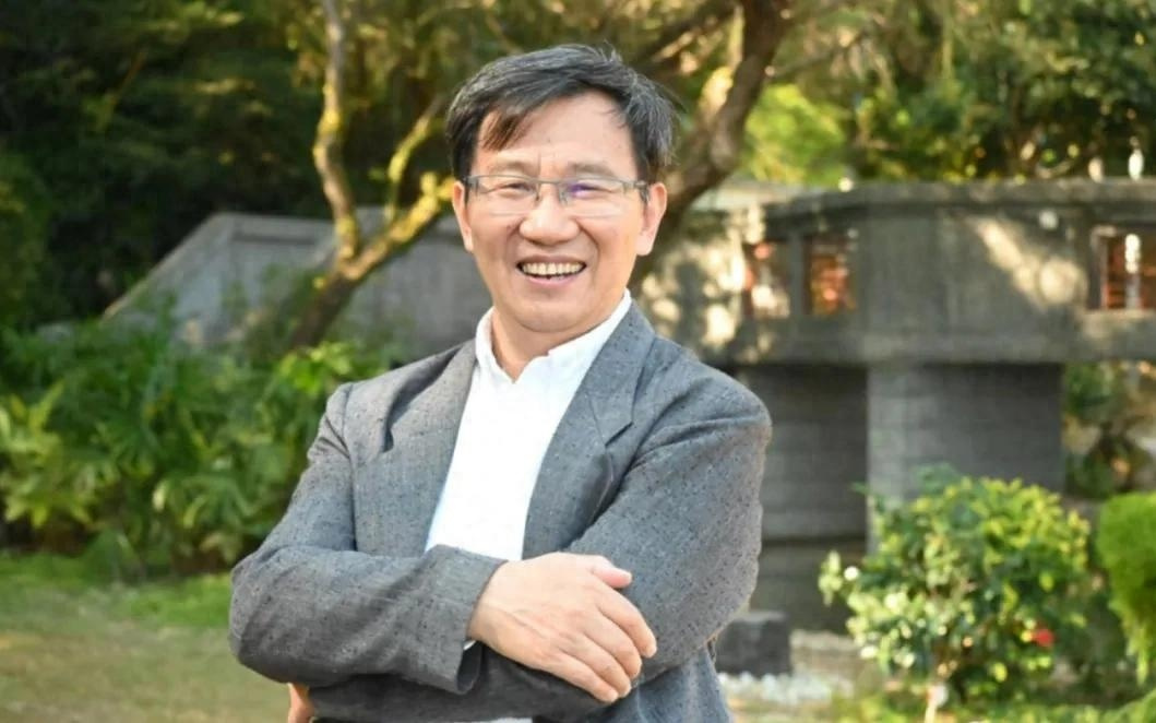 希迪智驾冲刺港股：上半年营收4亿亏超4亿大疆教父李泽湘是大股东