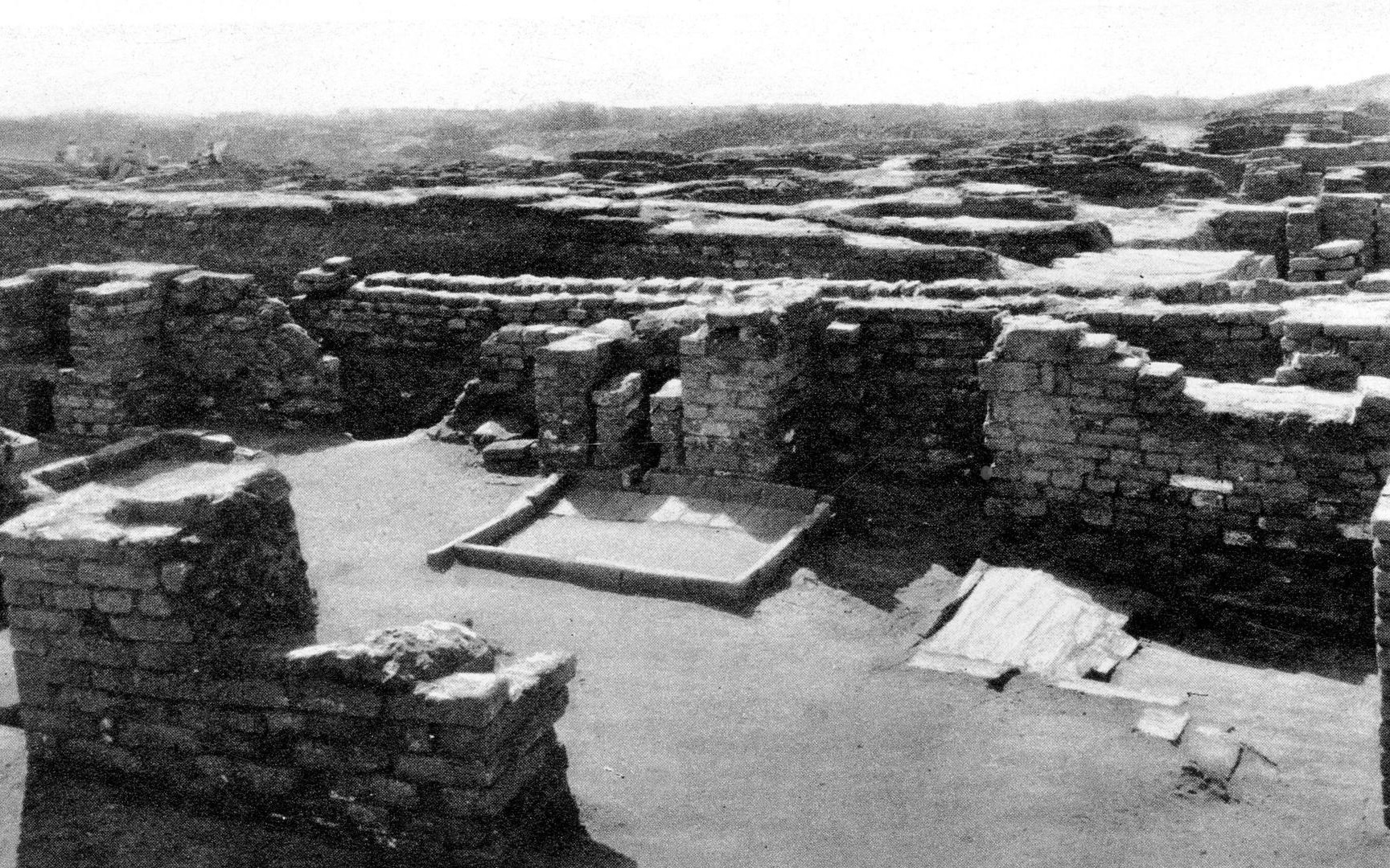 这艘正从月球返航的飞船上，最受关注的地方是厕所