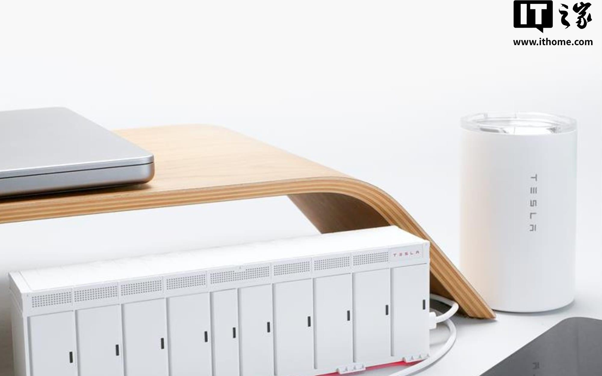 特斯拉推出Megapack迷你储能站造型充电宝,709元