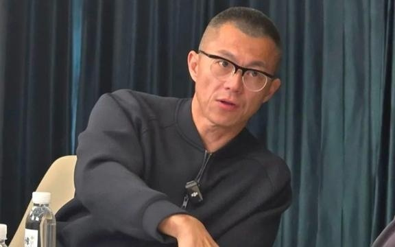 知名车评人被全网禁言，2个月前开劳斯莱斯出车祸，60秒视频广告报价80万