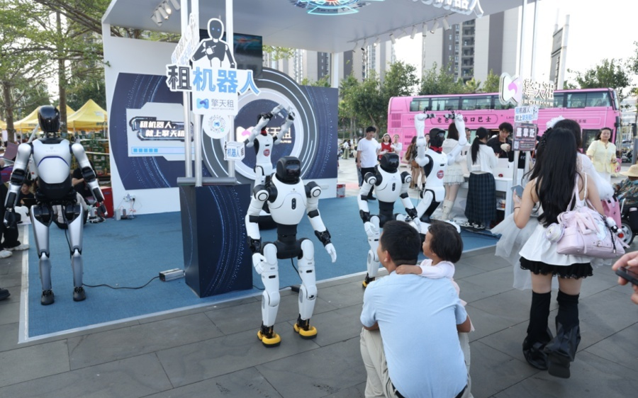 “擎天租”火了，具身智能界“滴滴”来了？