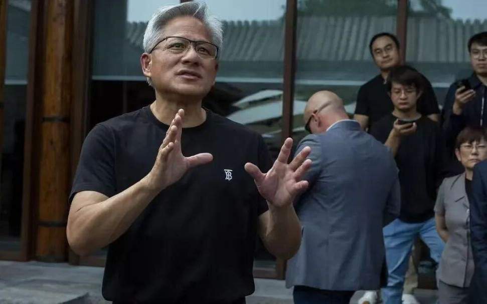 黄仁勋:投资OpenAI计划没变