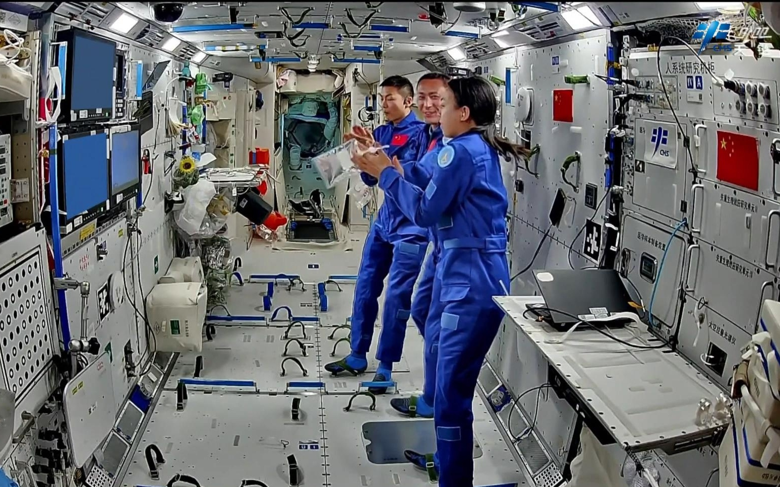 中国空间站动态｜神舟二十三号乘组开启精彩的“太空之旅”