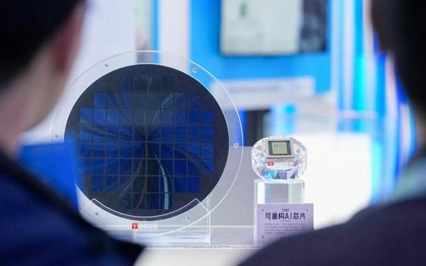 严厉打击利用AI恶意伤企行为