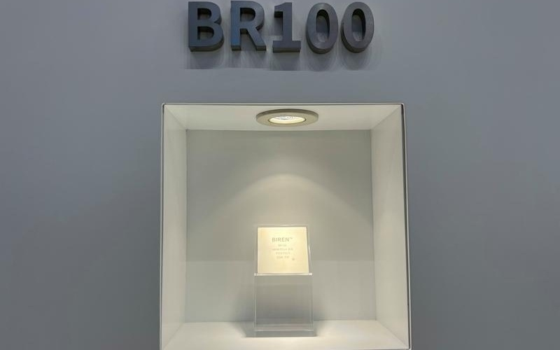 上海GPU战队股市“顶峰相见”，壁仞亮相港股新年首日，市值最高破千亿港元