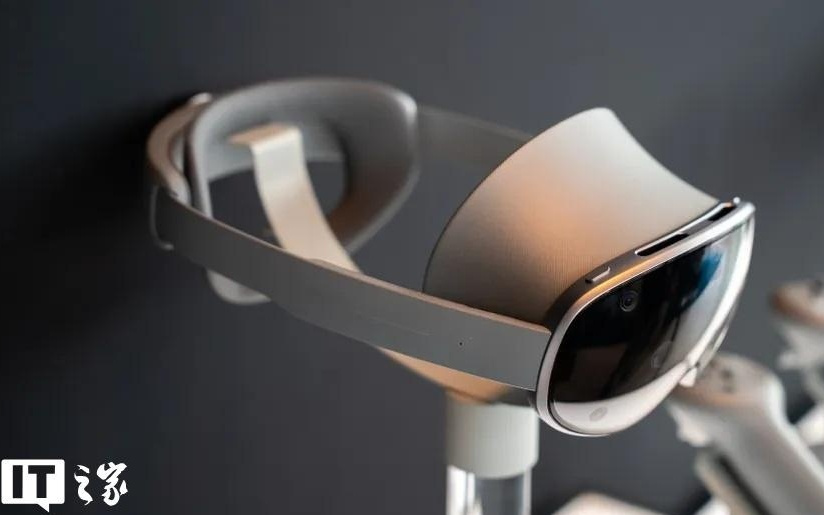 消息称三星 Galaxy XR 头显明年将登陆德法加英等多国市场