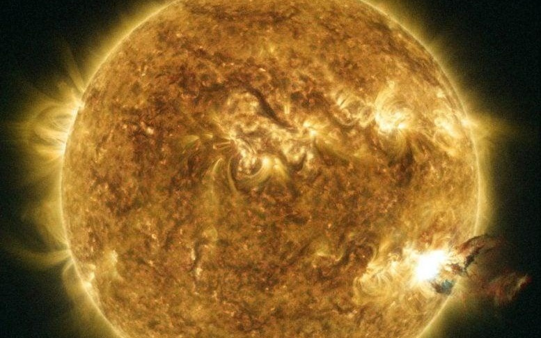 6000万度：研究表明太阳耀斑温度远超预期，或解开半世纪光谱之谜