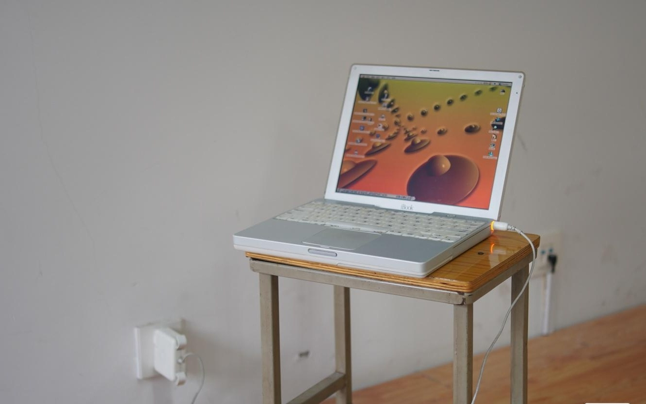 跨世纪兼容：苹果iBook G4发布23年后仍能连接服务器下载更新