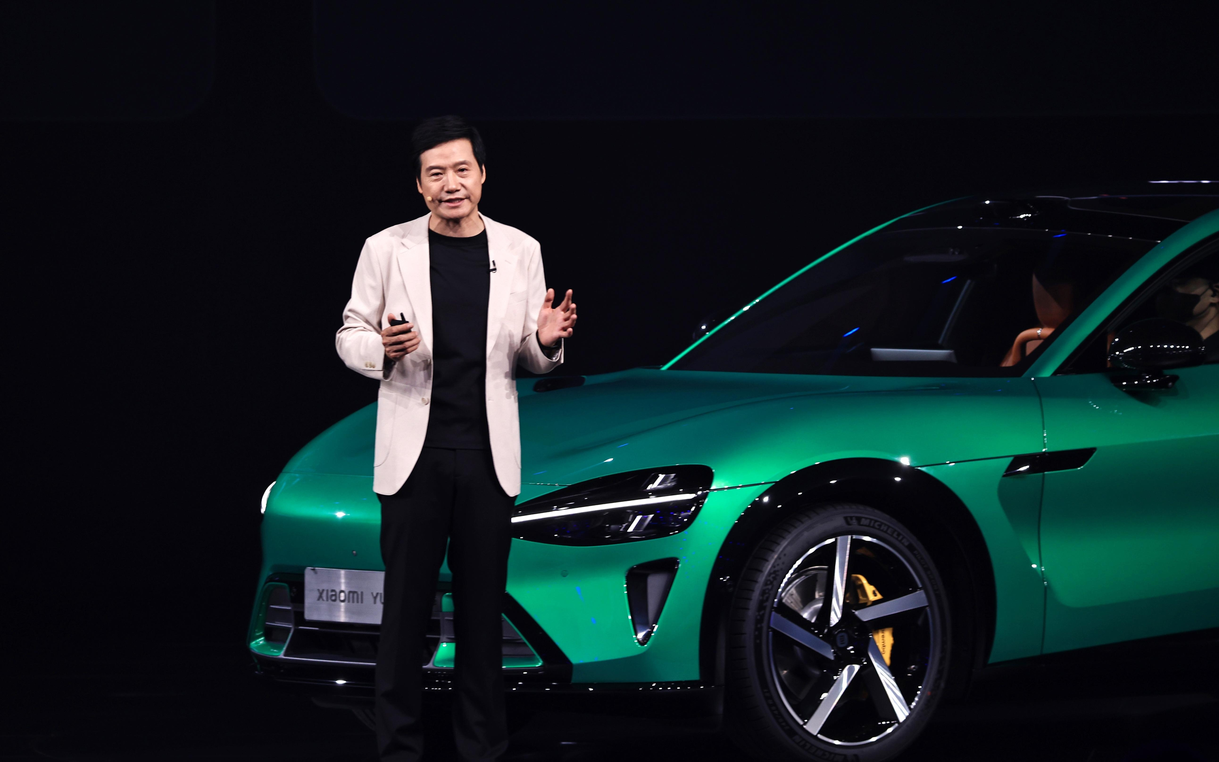 雷军新年首播：确认汽车业务降速