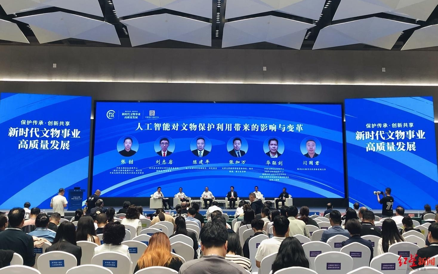 考古学家问AI：我会被你取代吗？AI：不擅长使用我的会被取代