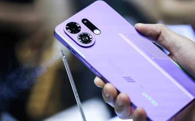 我国5G电话用户破11亿 摇一摇广告立规矩|通讯Plus·早报