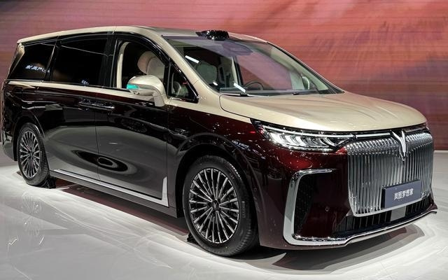2026款岚图梦想家预售，卢放：将用户需求置于首位