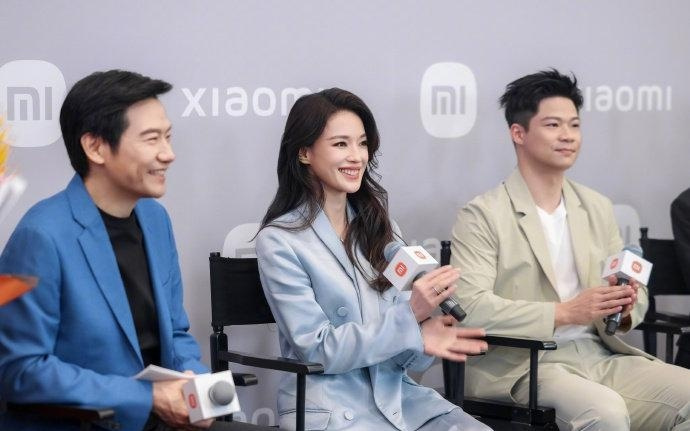 雷军：5小时，直播拆一台新SU7