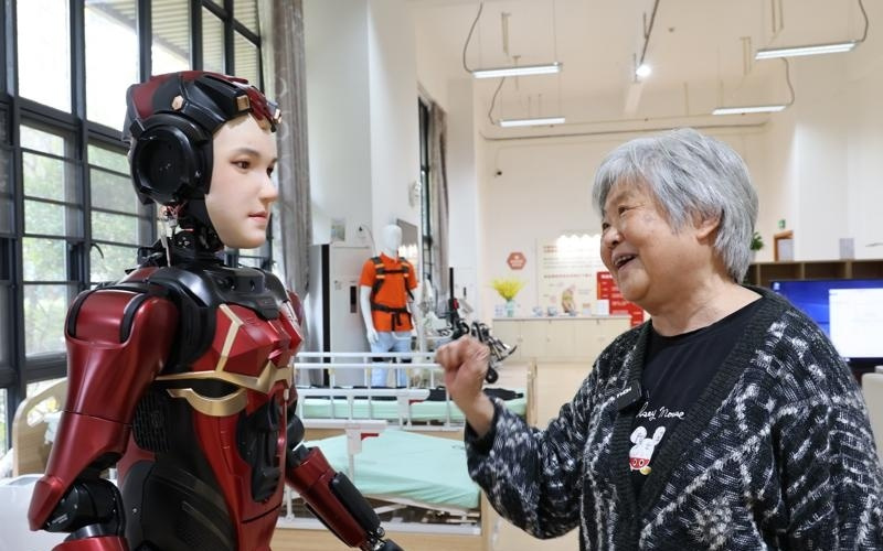 “武Bot”之后是“护Bot”? 如何让护理机器人早日走进家门