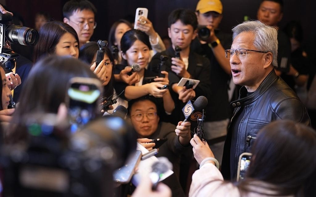 黄仁勋：需要时间提升H20供应链产能
