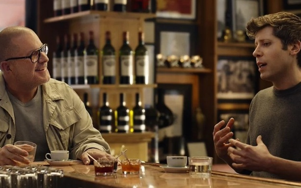 曝OpenAI首款硬件是“一支笔”，已有原型，富士康代工