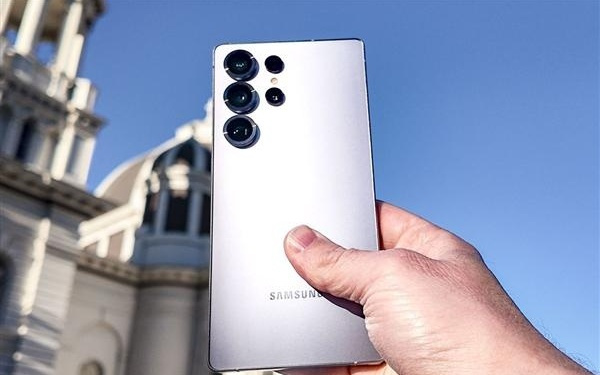 只因苹果iPhone 18 Pro要用 三星复活可变光圈技术