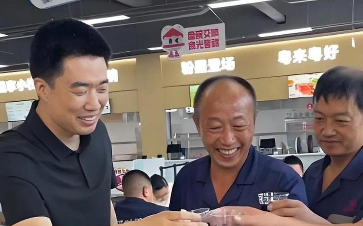 空调线上销量被小米超越？格力：公开数据和截图不一样；李想请乘龙卡车司机吃饭，承认对撞测试「冒失」；Meta首款带屏智能眼镜将上市