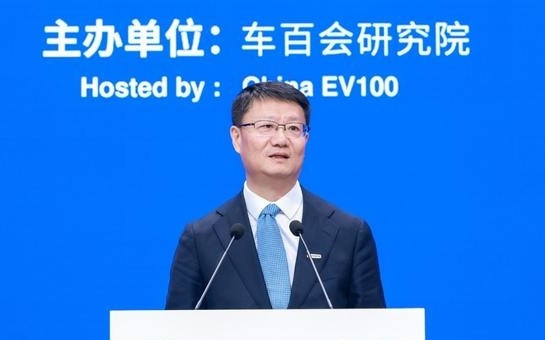 中国长安汽车赵非：今年全球预计7000万用户选购燃油车