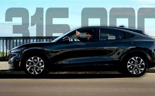 跑了50多万公里电池仅衰减8%：美国专车司机分享保养秘诀