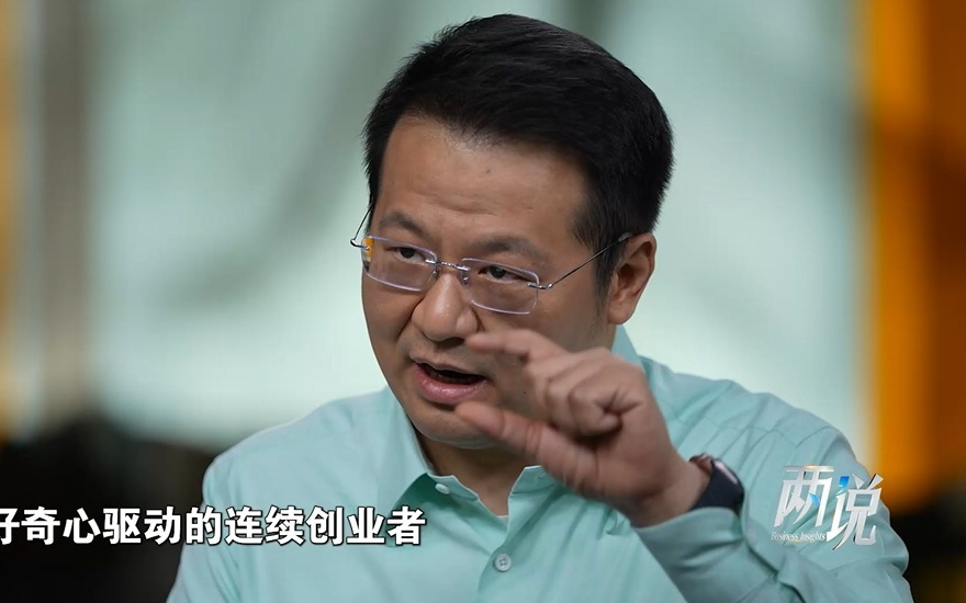脑机接口的“格式塔”时刻——彭雷谈“内在宇宙”与创业再出发 | 两说