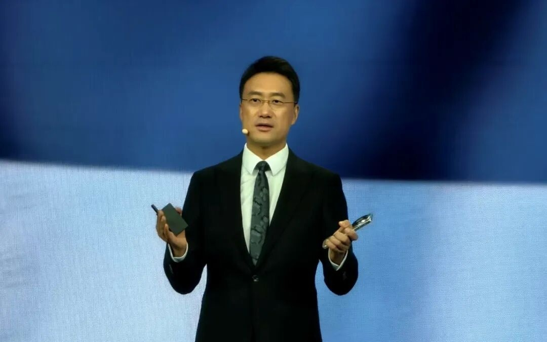 华为官宣：鸿蒙终端设备数量破5000万！惊现千元手机！