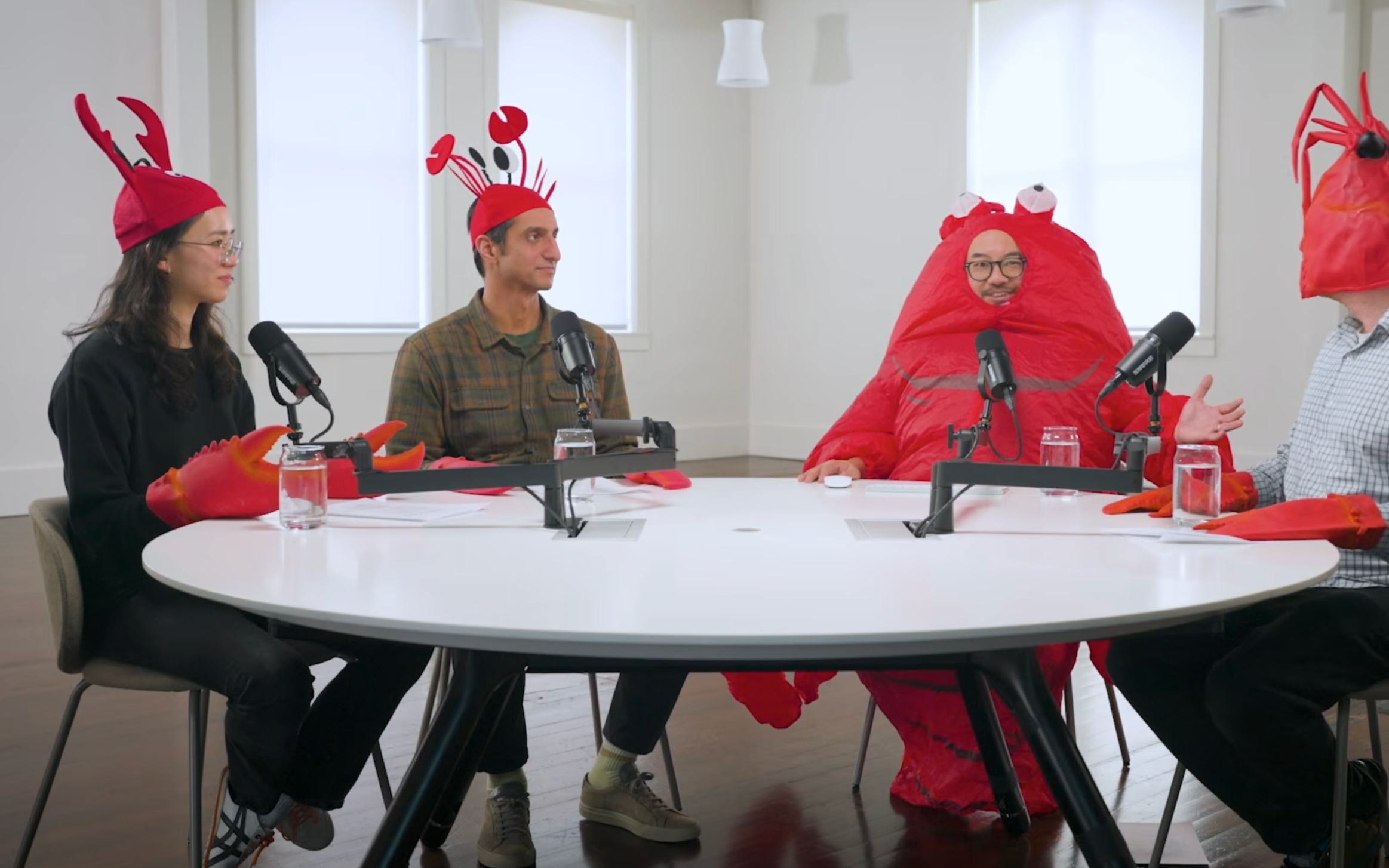 欢迎来到AI智能体新时代：未来不是“为人创造”，而是“为AI服务”