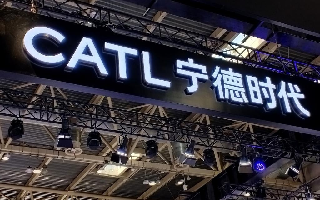 “印钞机”宁德时代接连筹资：加快推进全球化零碳战略落地、海外业务布局
