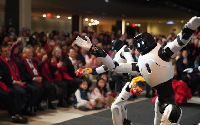 海评面:“中国科技赋能春节庆典”