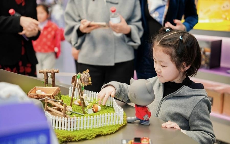 张江人工智能创新小镇AI赋能，这场家庭儿童元宵专场活动热闹开场