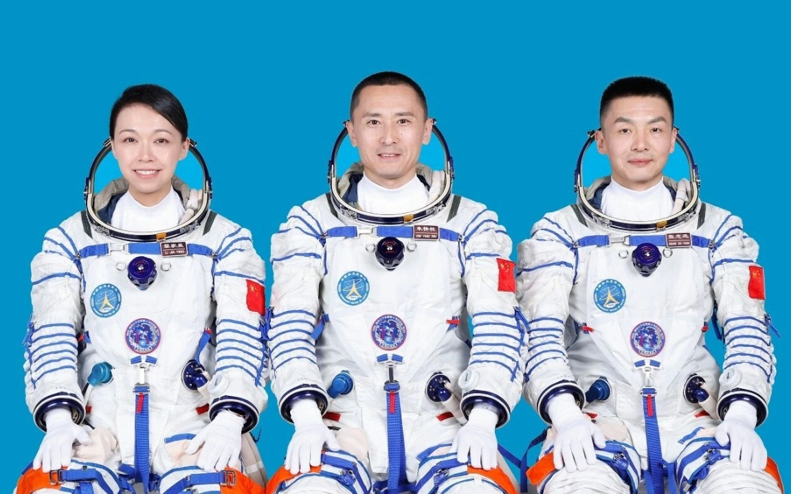 神舟二十三乘组完成在轨交接,《天宫TV》新一季上线