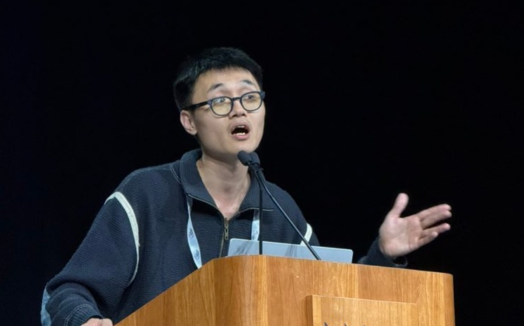 深夜地震!阿里千问大模型负责人突曝离职,几天前还在发招聘