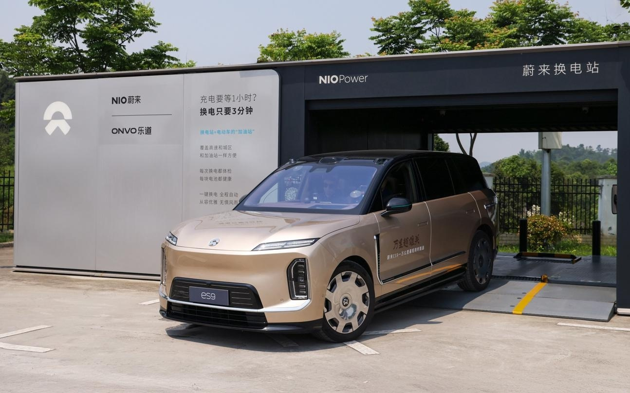 蔚来ES9「万里越雄关」一万公里最短用时挑战车抵敦煌