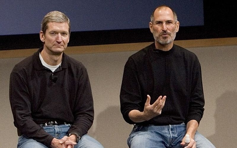 库克终于放下重担，Siri一句「我听不懂」，苹果的AI时代就过去了