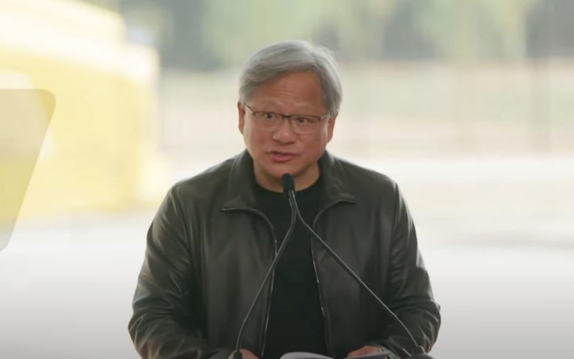 英伟达与台积电合作，首片美国本土制造Blackwell芯片晶圆亮相