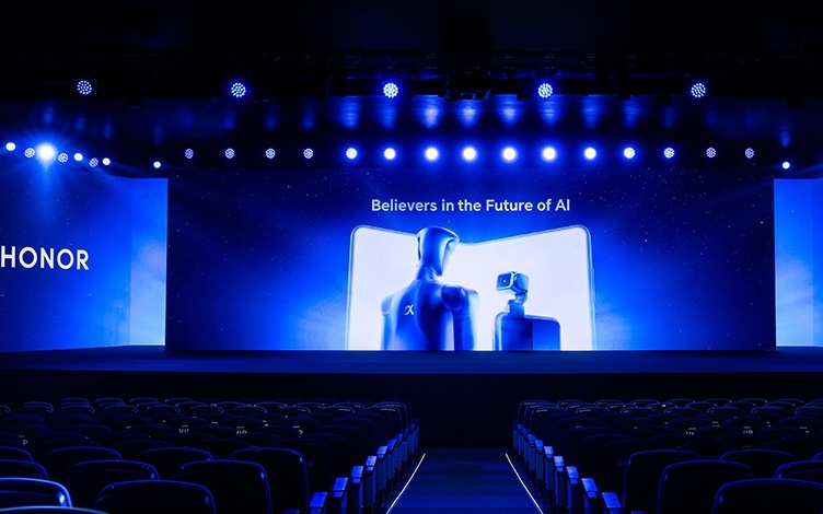 “盯上”荣耀，豆包手机仍有后文