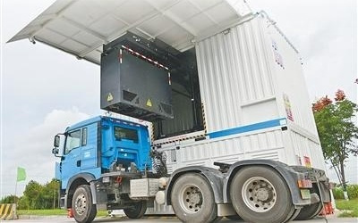 加速！新能源重卡跑向中长途（经济聚焦）