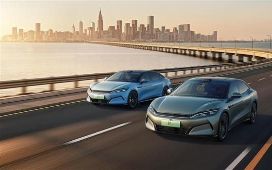 比亚迪1月份销量210051辆 蝉联中国新能源汽车销冠